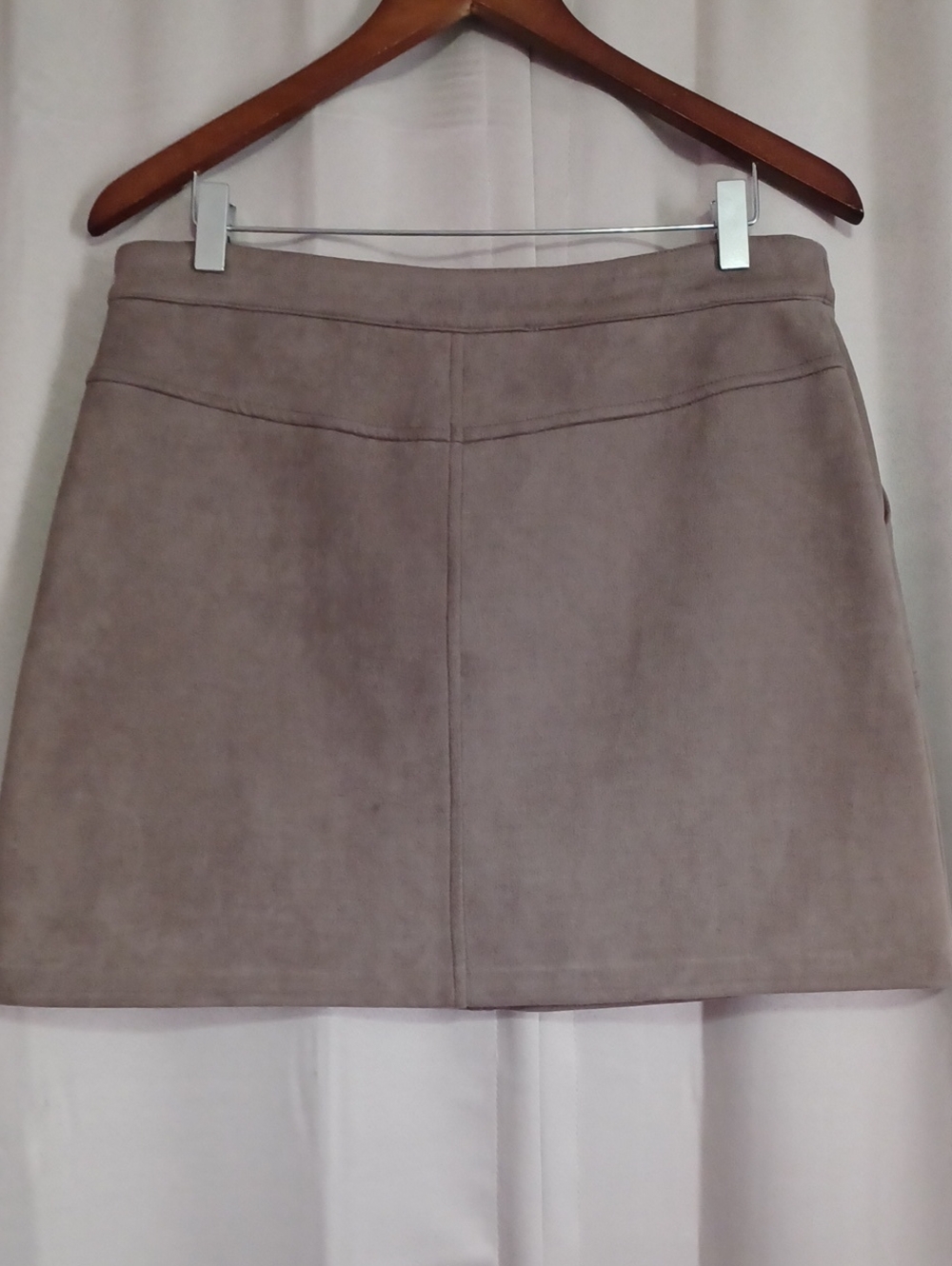 HYFVE Taupe Faux Suede A-Line Mini Skirt Button Closure Pockets High Waisted - Picture 9 of 16